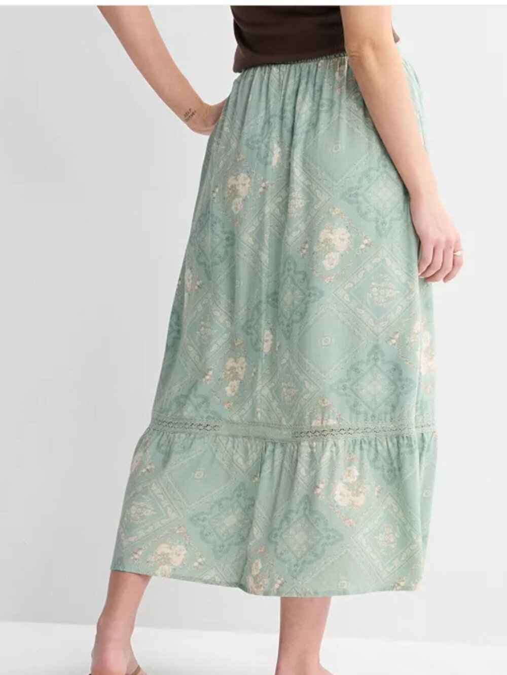 Junior's PINK ROSE Long Skirt - Large